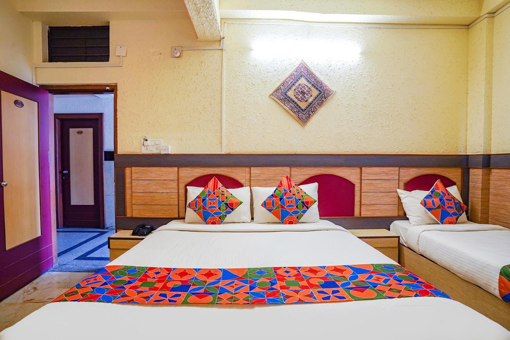 Hotel Lalbagh Gardenia Bangalore Extérieur photo
